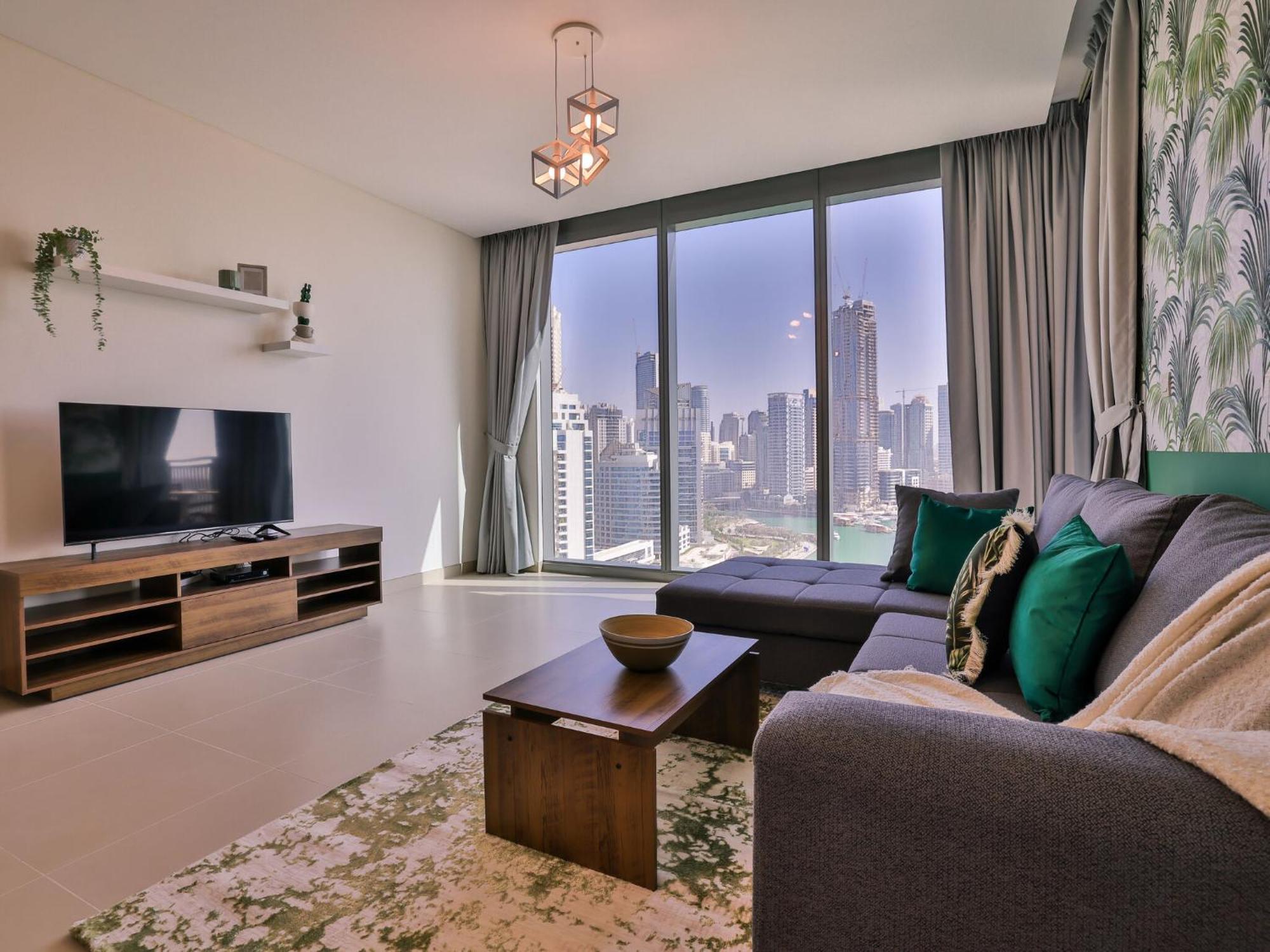 Luxurious Apartments Dubai Marina Views Pool Gym By Sojo Stay ภายนอก รูปภาพ
